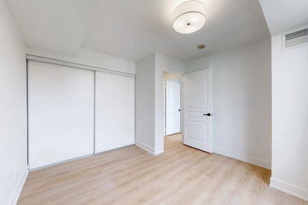 For Lease - 1863 Queen Street Unit# 405, Toronto, Ontario - Photo 3