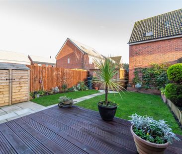 3 bed House - Semi-Detached To Let - Photo 6