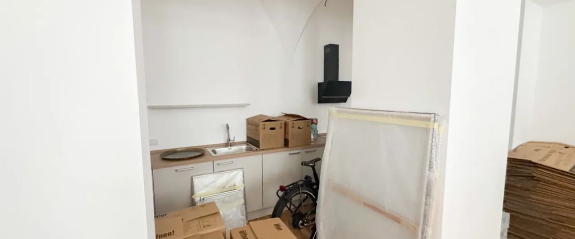 Elegantes Wohnen im historischen Kloster - Stilvolle 2 Zimmerwohnung mit Terrasse! - Photo 1