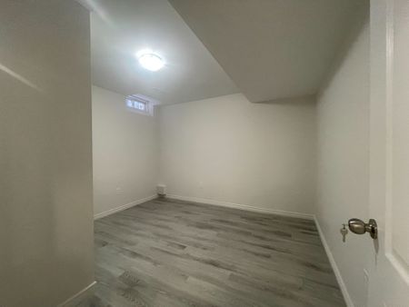 For Lease - 99 Convoy Crescent Unit# Bsmt, Vaughan, Ontario - Photo 4