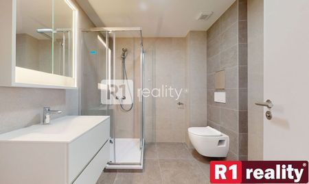Pekný 2 izbový byt 53,2 m2 +2 x balkón, Piešťany-centrum - Photo 2