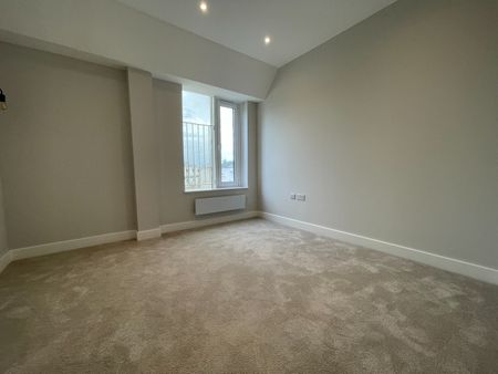 2 Bed Flat, Alleyn House, SO15 - Photo 3