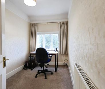 4 bedroom detached house to rent - Photo 2