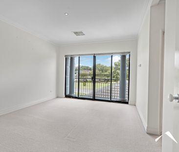 4A Kayle Street, NORTH PERTH WA 6006 - Photo 3