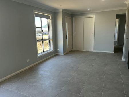 Brand New Two-Bedroom Granny Flat in Calala - Photo 4