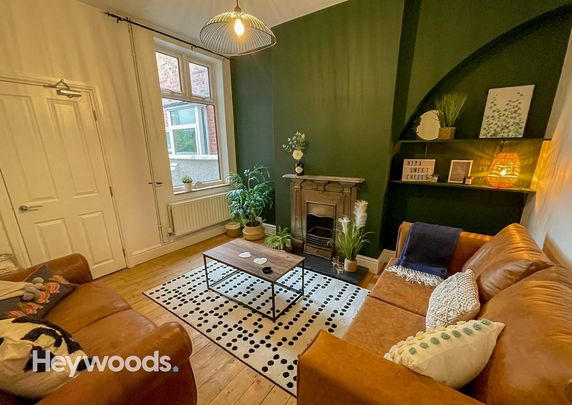 1 bed house of multiple occupation to rent in Albany Road, Newcastle-under-Lyme, Staffordshire - Photo 1