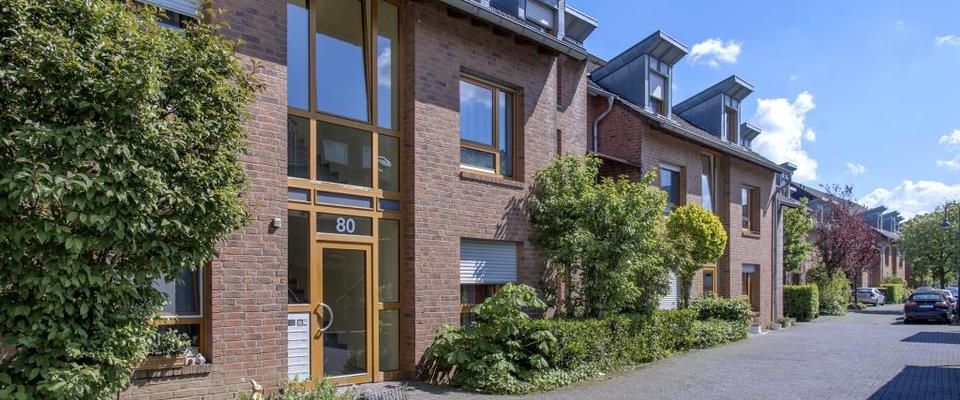 Gemütliche Dachgeschosswohnung mit Schrägen - Foto 1