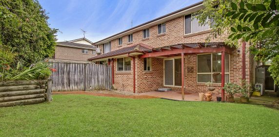 Stylish & Spacious Duplex in the Heart of Castle Hill - Photo 2