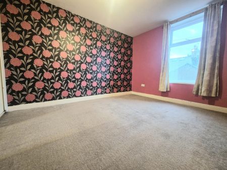 Florence Street, Halifax - Photo 4