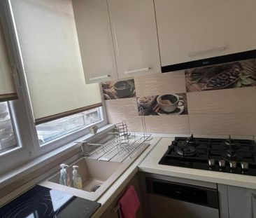 Apartament cu 3 camere de inchiriat si loc de parcare, Rogerius, Oradea - Photo 1