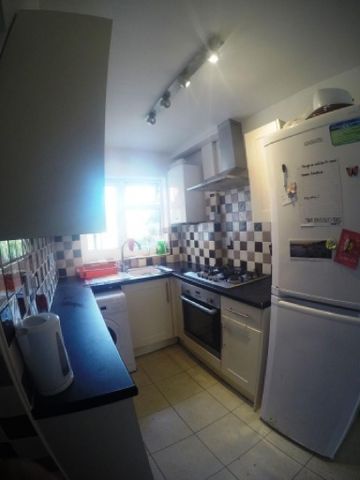 4 bedroom house to rent - Photo 4