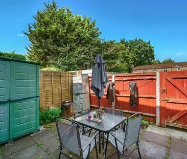 3 bedroom terraced house to rent - Photo 4