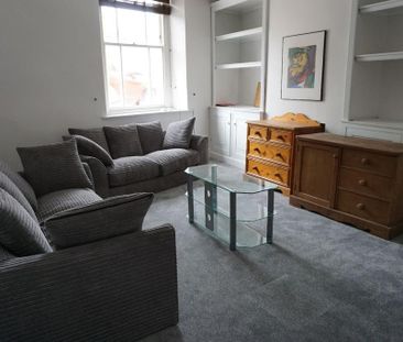 6 bedroom house to rent - Photo 1