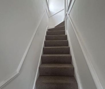 Highbury Place, Cardiff. CF5 $LP - Photo 2