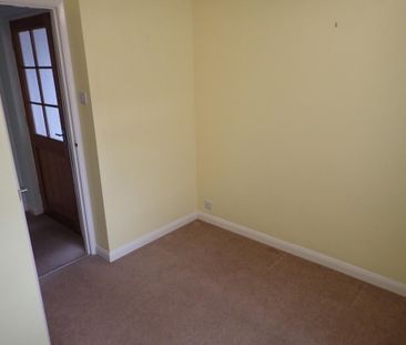 2 bedroom detached bungalow to rent - Photo 6