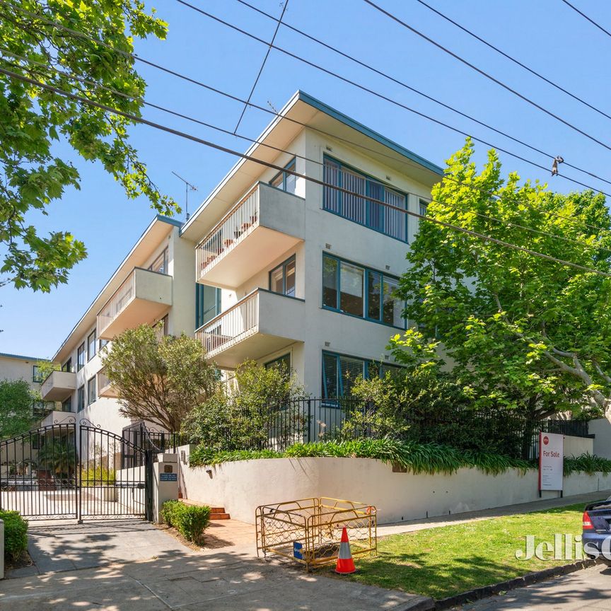 16/3 Struan Street, Toorak - Photo 1