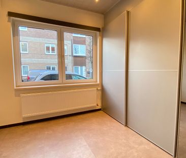 Gerenoveerd gelijkvloers appartement met 2 slaapkamers in Runkst - Foto 1