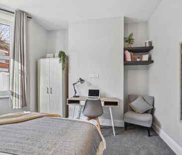 7 bedroom terraced house to rent - Photo 3