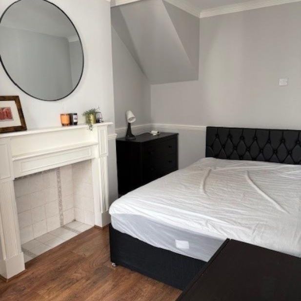 62 Stebondale Street, London., London, E14 - Photo 1