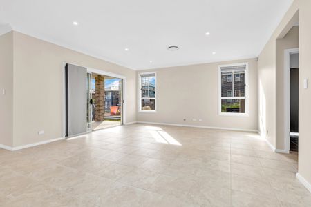 78 Natasha Parade, Rouse Hill NSW 2155 - House For Rent | Domain - Photo 2