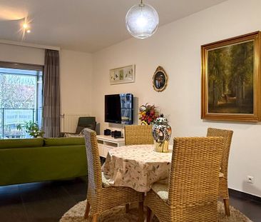 Appartement te huur in Beveren-Waas voor € 800 met 1 slaapkamer - Photo 1