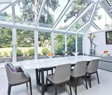 A modern family home in a popular Cobham residential road. - Photo 2