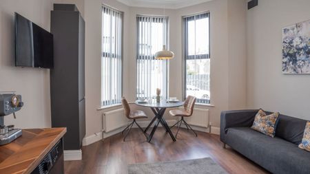 Apt 1, 17 Camden Street, Belfast BT9 6AT - Photo 2
