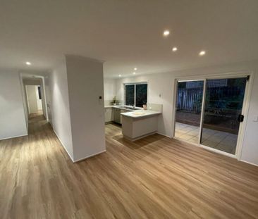 Relaxed Coastal Living in the Heart of Noosa Heads - Photo 2