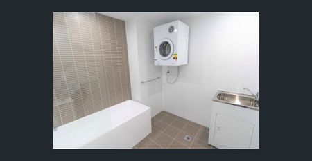 Modern 1 bed 1 Study in the heart of Granville - Photo 4