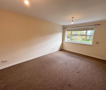 2 bedroom maisonette to rent - Photo 6