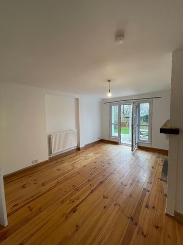2 Bed Flat, Mount View Road, N4 - Photo 3