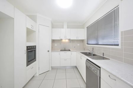 Family Home with Garden Shed - Photo 4