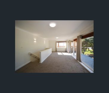 Coastal Home Moments from the Ocean - Photo 2