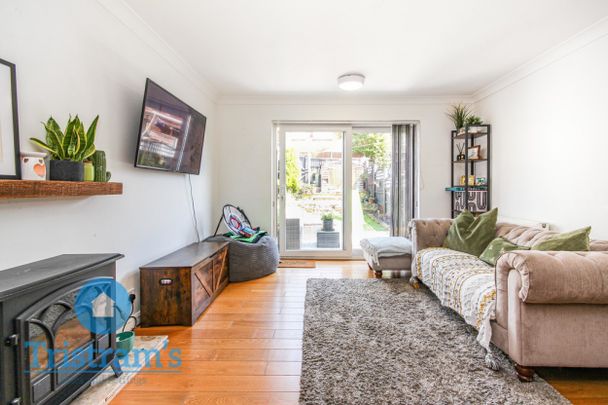 2 bed Mid Terraced House for Rent - Photo 1