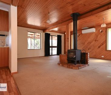 9 Mosely Street, Stirling North - Photo 2