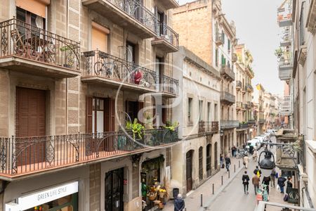 Apartment for rent on Carrer Astúries - Photo 2