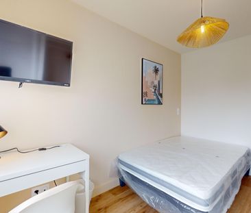BVD BAPAUME Roommate 4 Bedrooms at Amiens - Photo 3