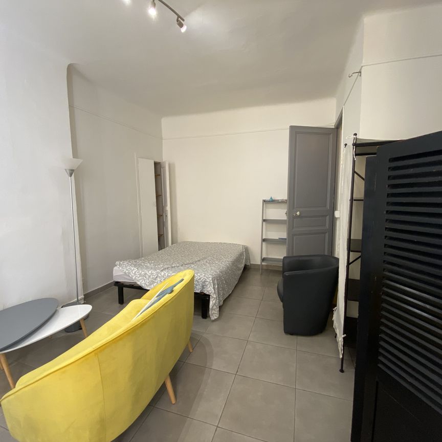 Location Appartement 2 pièces 31m² TOULON 83000 - Photo 2