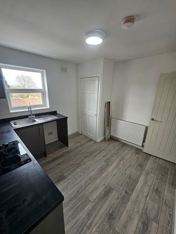 1 Bed Flat, Seafield Road, CH62 - Photo 4