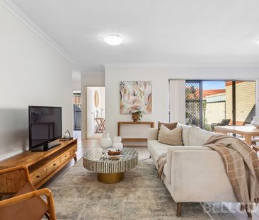 Spacious & Low-Maintenance 3x2 Villa in a Prime Location! - Photo 3