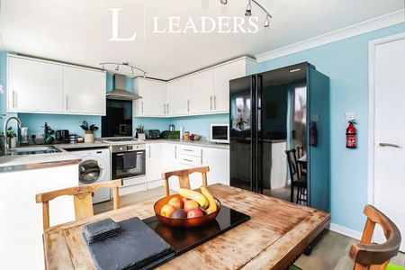 3 bedroom house to rent The Pyke, Rothley, Leicester, Leicestershire, LE7 - Photo 4