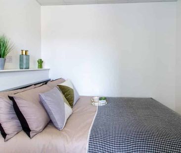 Platinum Studio - Photo 6