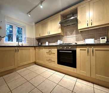 2 bedroom apartment to rent - Photo 3