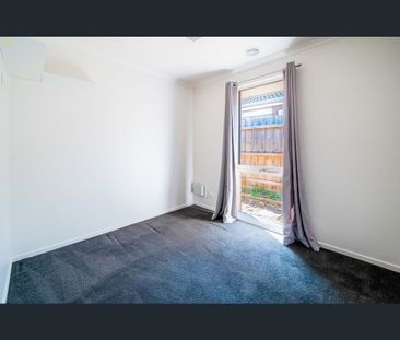 34 Whipbird Drive, Carrum Downs, Vic 3201 - Photo 5