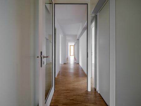 Magnifique logement de 6.5 pièces à louer au centre-ville de Fribourg - Photo 3