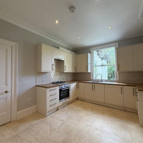 Selkirk Street, Cheltenham, GL52 - Photo 1
