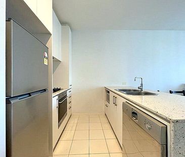 2404/8 Franklin Street - Photo 3