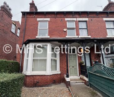 5 Bedroom Semi-Detached House for rent in St. Michaels Terrace - Photo 3