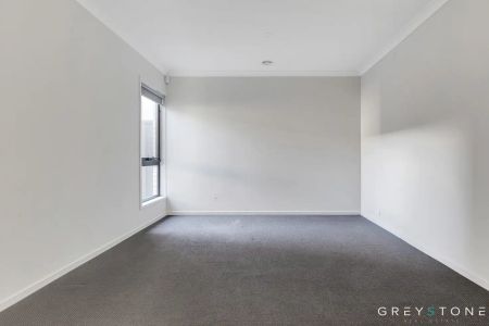 86 McKinley Drive, Truganina VIC 3029 - Photo 3