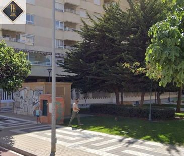 4 room luxury Flat for rent in Málaga, Andalusia - Photo 6
